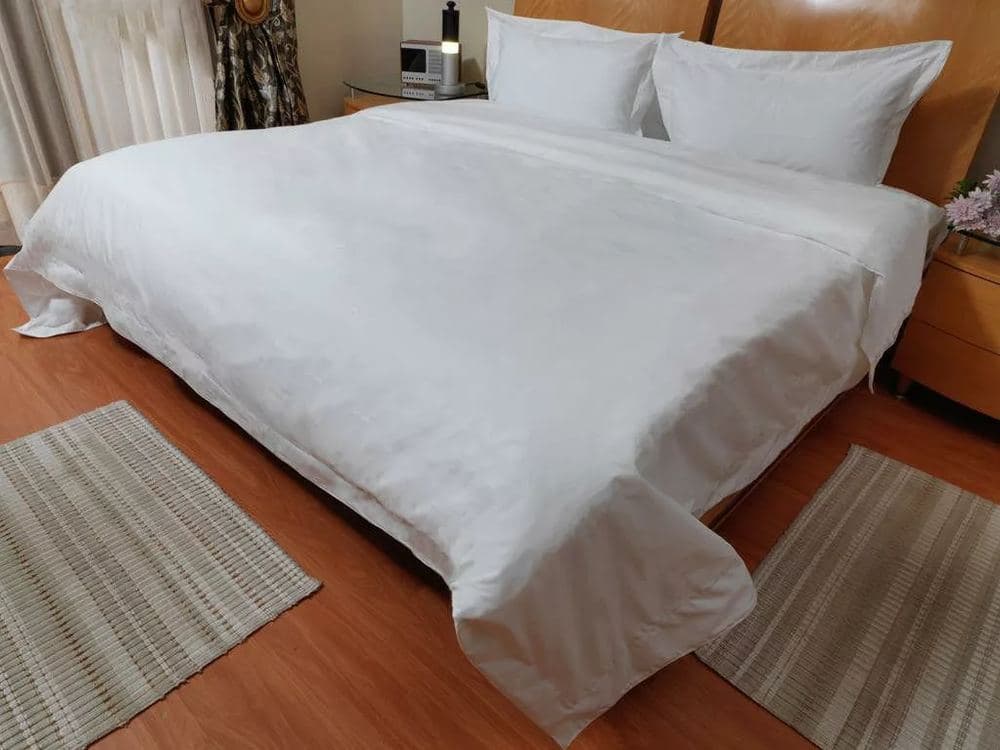 100% Cotton Percale 200TC Oxford Duvet Cover Set: product photo